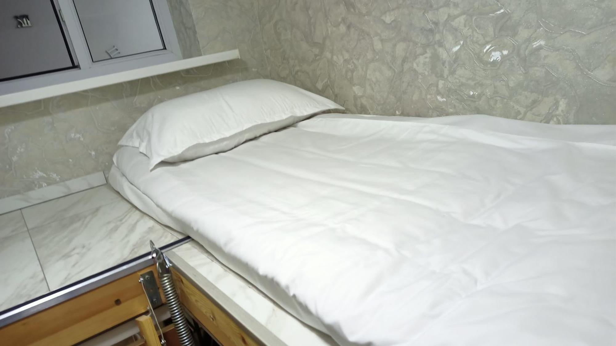 Двухуровневый Практичный Лофт Apartment อัลมาตี ภายนอก รูปภาพ
